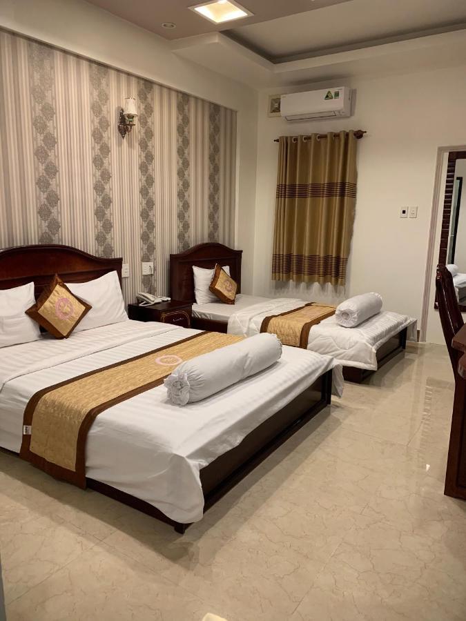 Phuc Hung Hotel Рач Джа Екстериор снимка