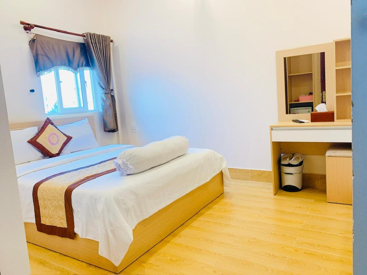 Phuc Hung Hotel Рач Джа Екстериор снимка