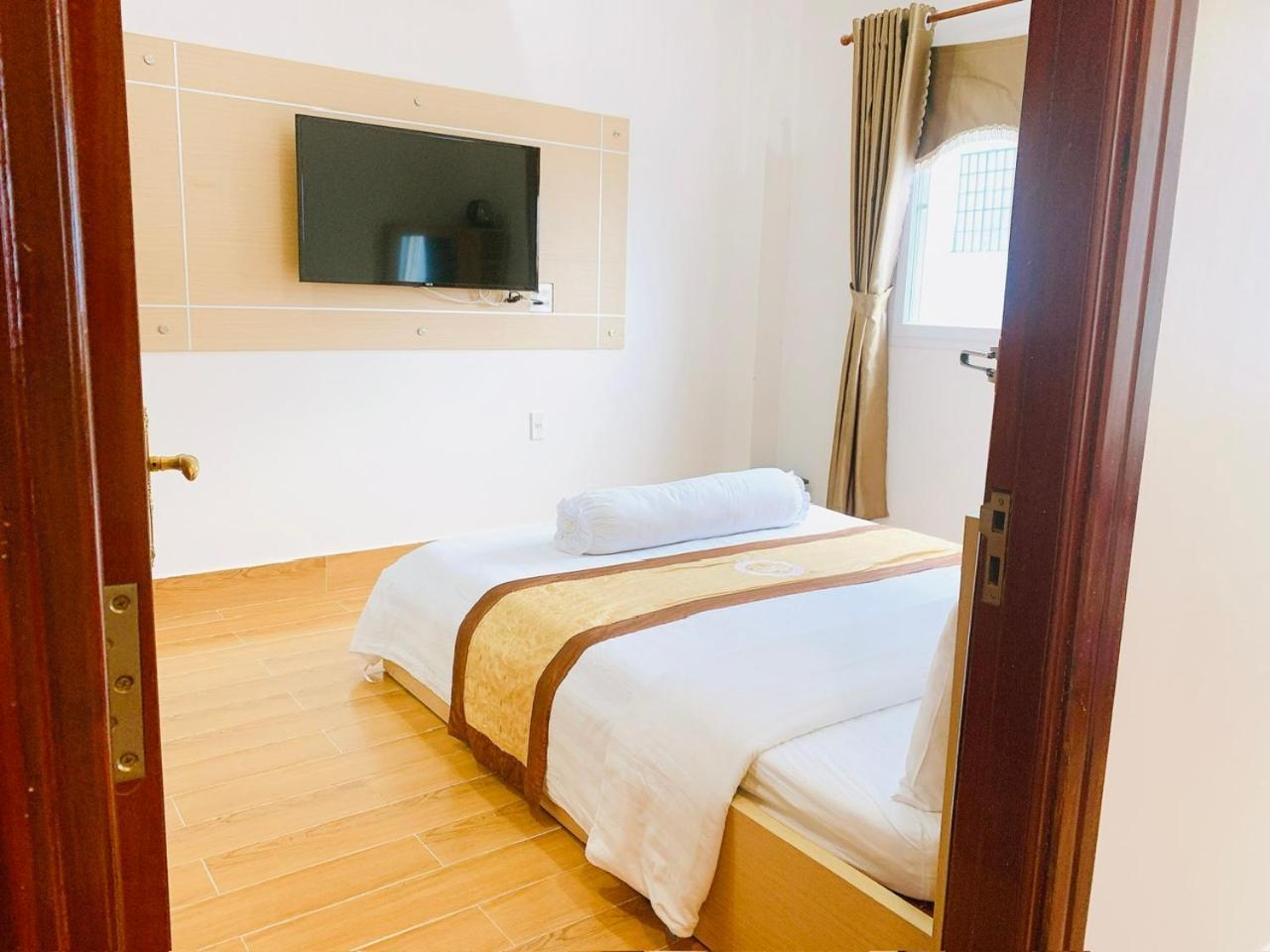 Phuc Hung Hotel Рач Джа Екстериор снимка