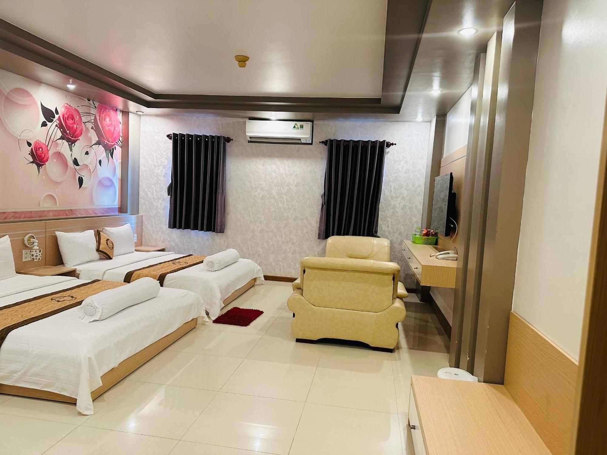 Phuc Hung Hotel Рач Джа Екстериор снимка