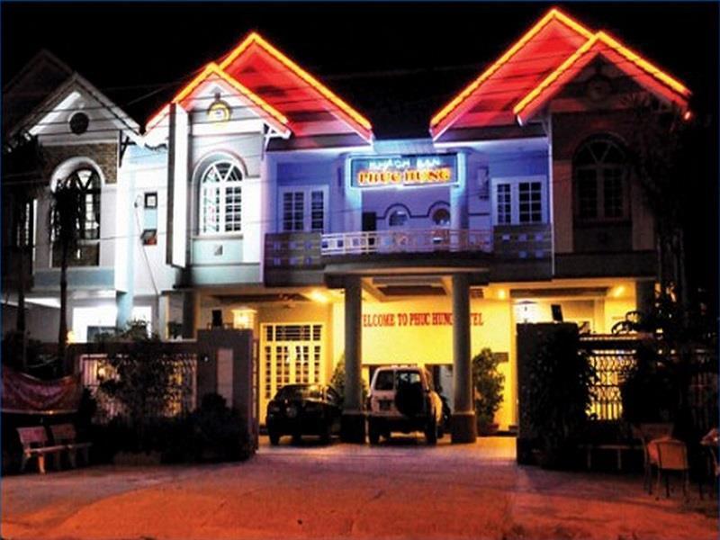Phuc Hung Hotel Рач Джа Екстериор снимка
